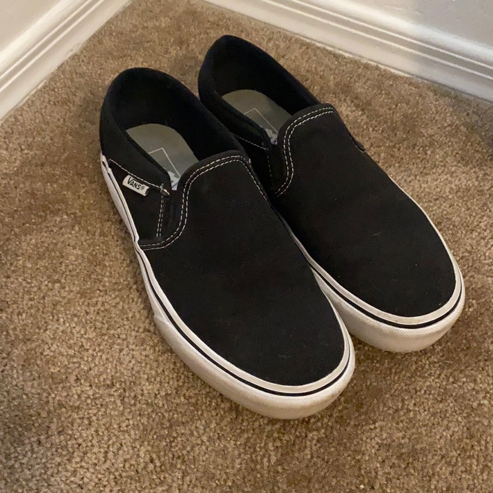 Van platform slip ons 🖤